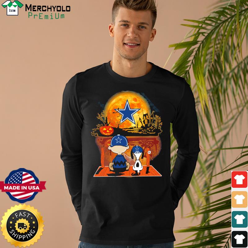 The Peanuts Charlie Brown And Snoopy Watching Moon Dallas Cowboys Halloween  Vintage T-Shirt - Mugteeco